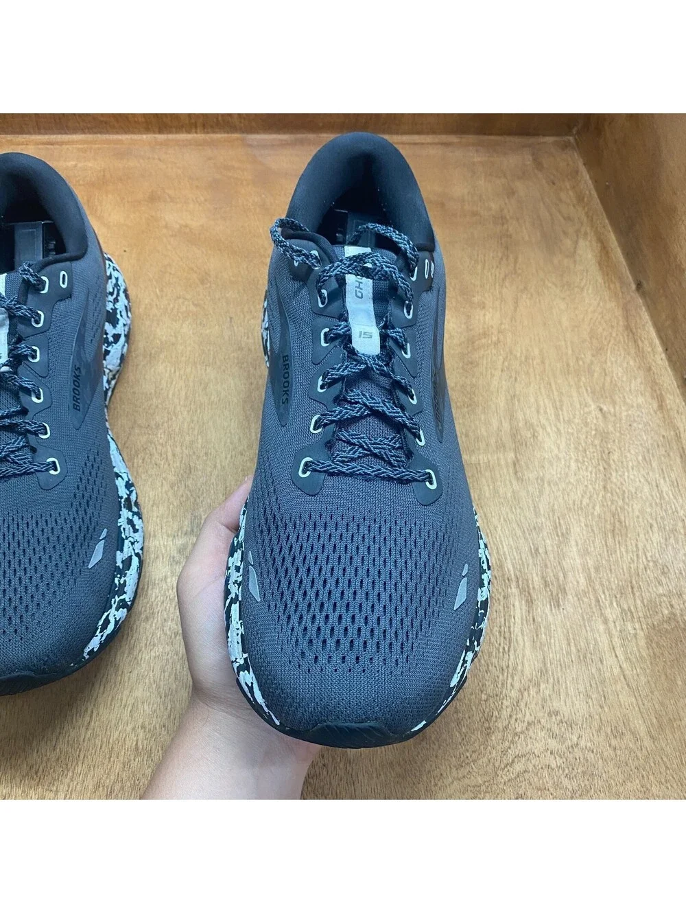 Brooks Ghost 15 Mens Sz 11.5 D Running Shoes Black Ebony Oyster Camo 1103931D004